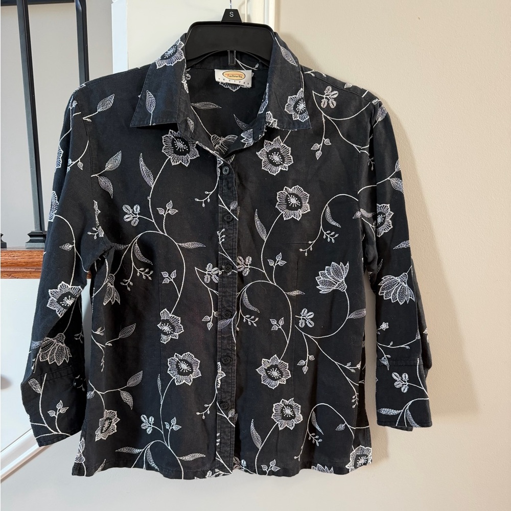Talbots Petite Women's Linen Blend Black Button Up Shirt Embroidered Size 8P